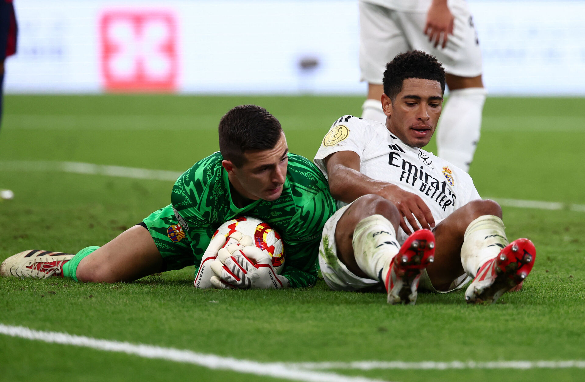 Iñaki Peña i aktion mod Real Madrid.