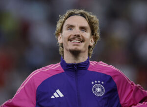 Nick Woltemade i aktion for Tyskland