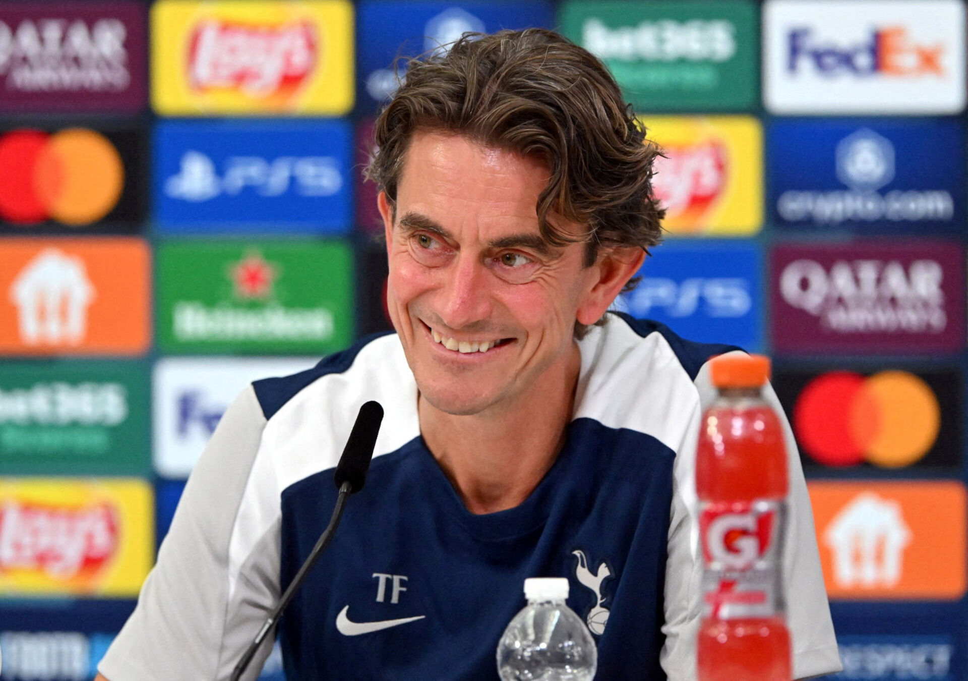 Thomas Frank på et pressemøde.