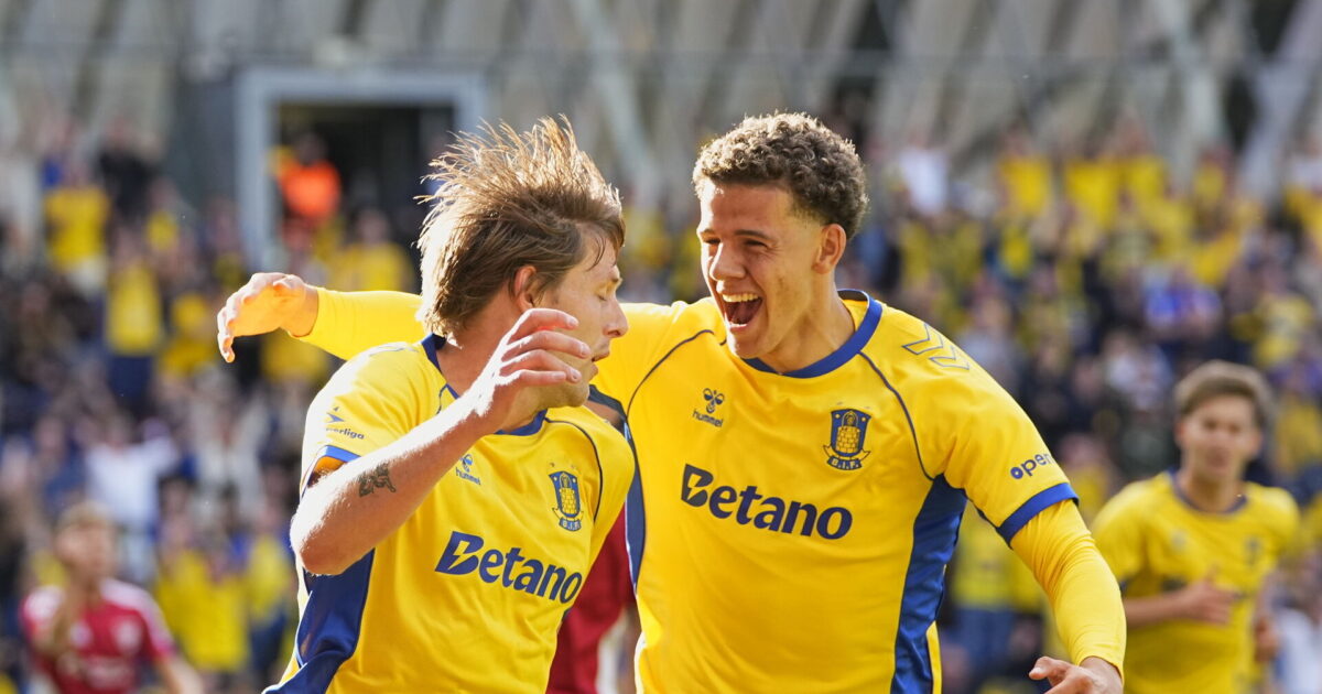 Video: Vallys og Binks frembringer jubel på et stille Brøndby Stadion Foto: Thomas Traasdahl/Ritzau Scanpix