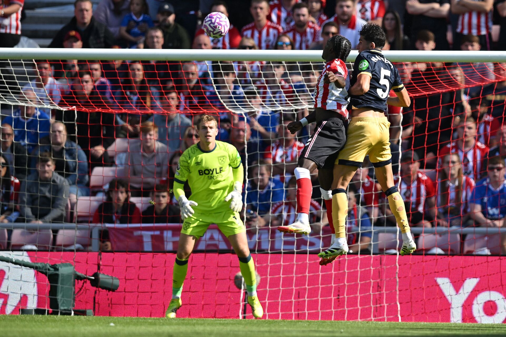 Mads Hermansen is in debut for West Ham