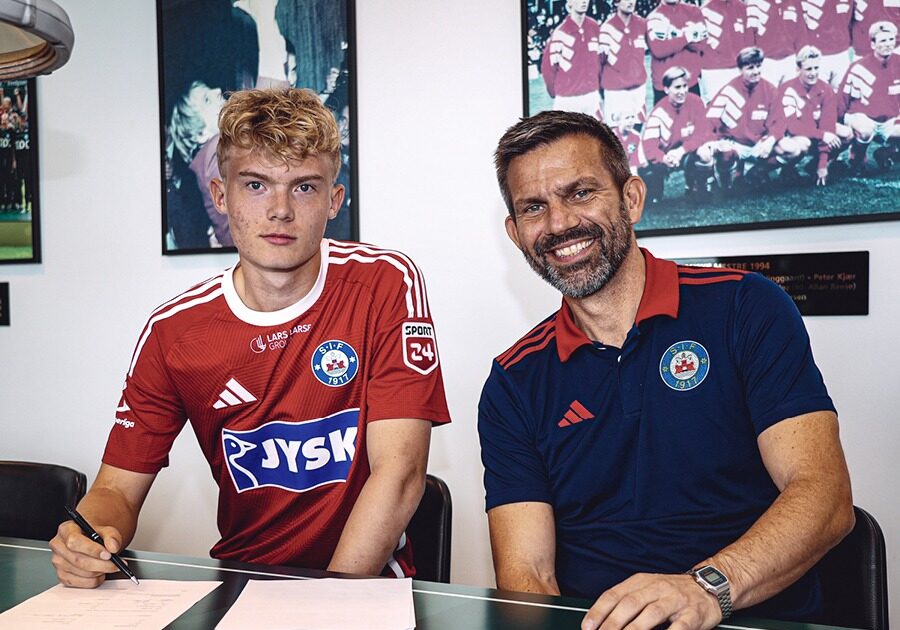 Silkeborg belønner ungdomslandsholdsspiller med ny aftale Foto: Silkeborg IF
