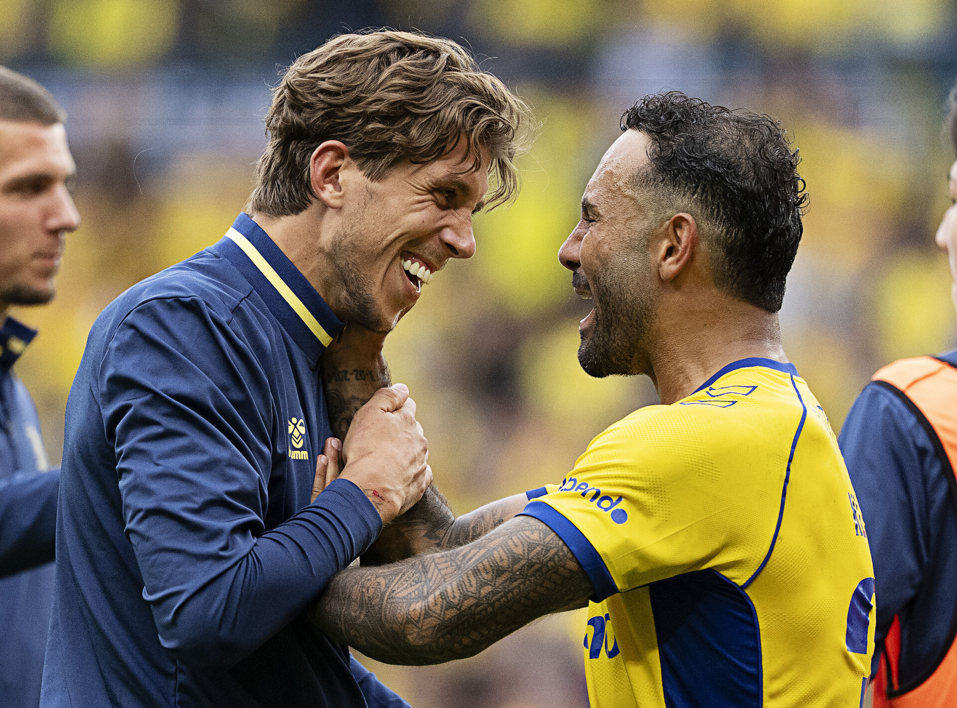 Stijn Spierings jubler med Sean Klaiber efter sejr over F.C. København.