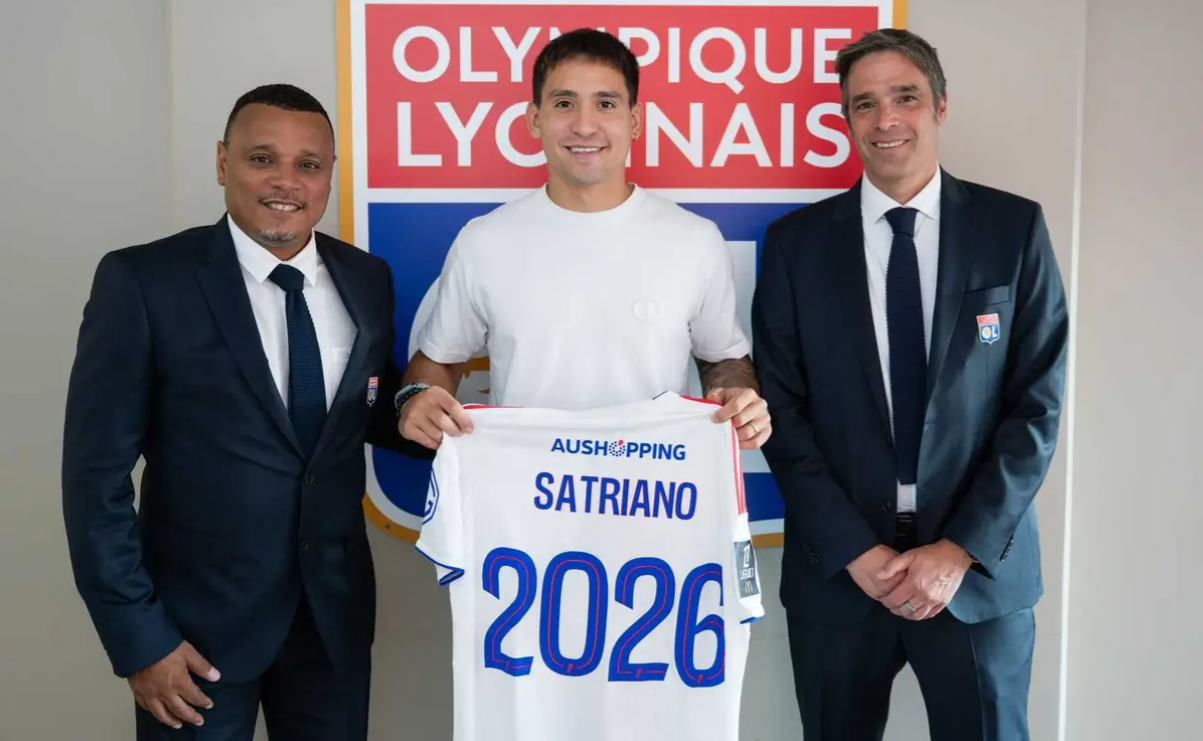 Martin Satriano bliver præsenteret i Lyon