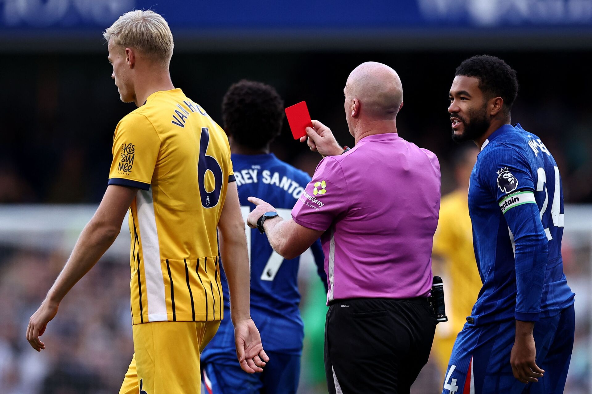 Rødt kort til Trevoh Chalobah (Chelsea) mod Brighton