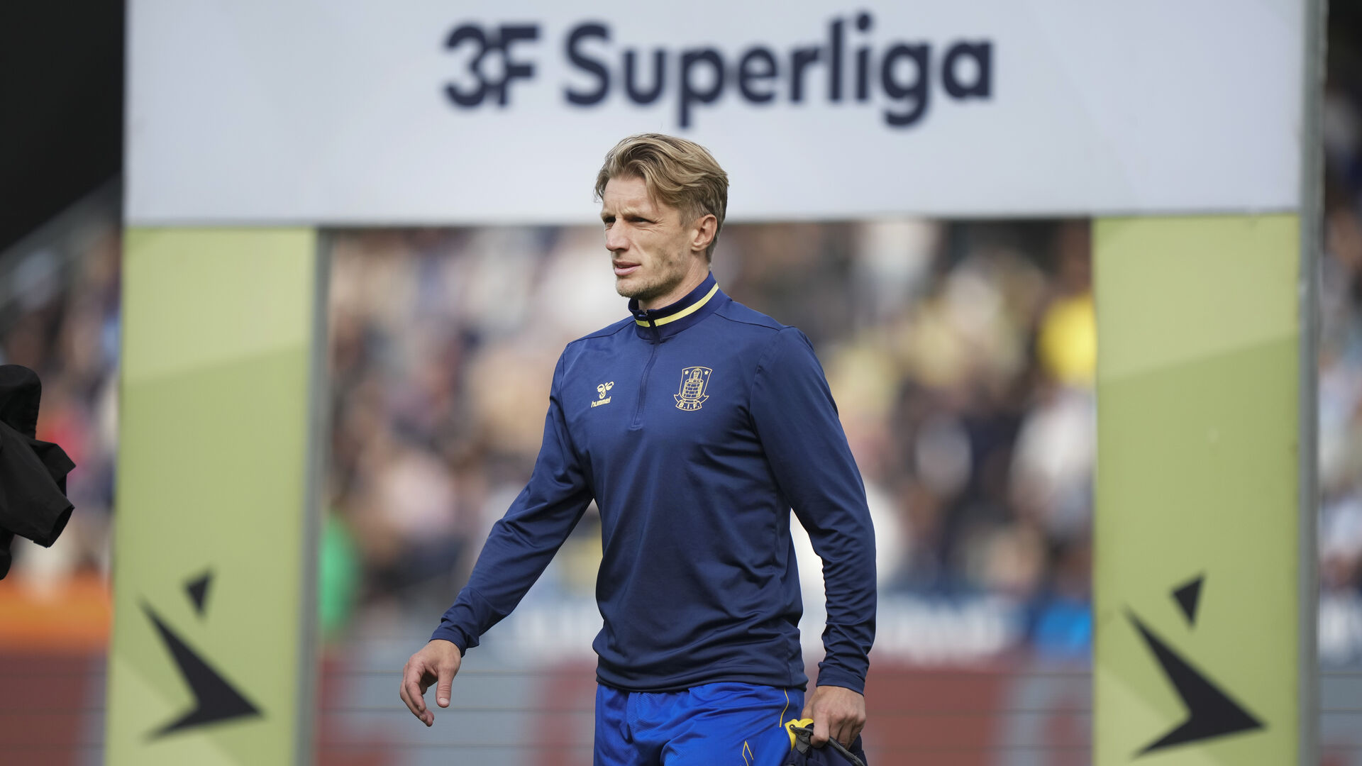Daniel Wass går på banen