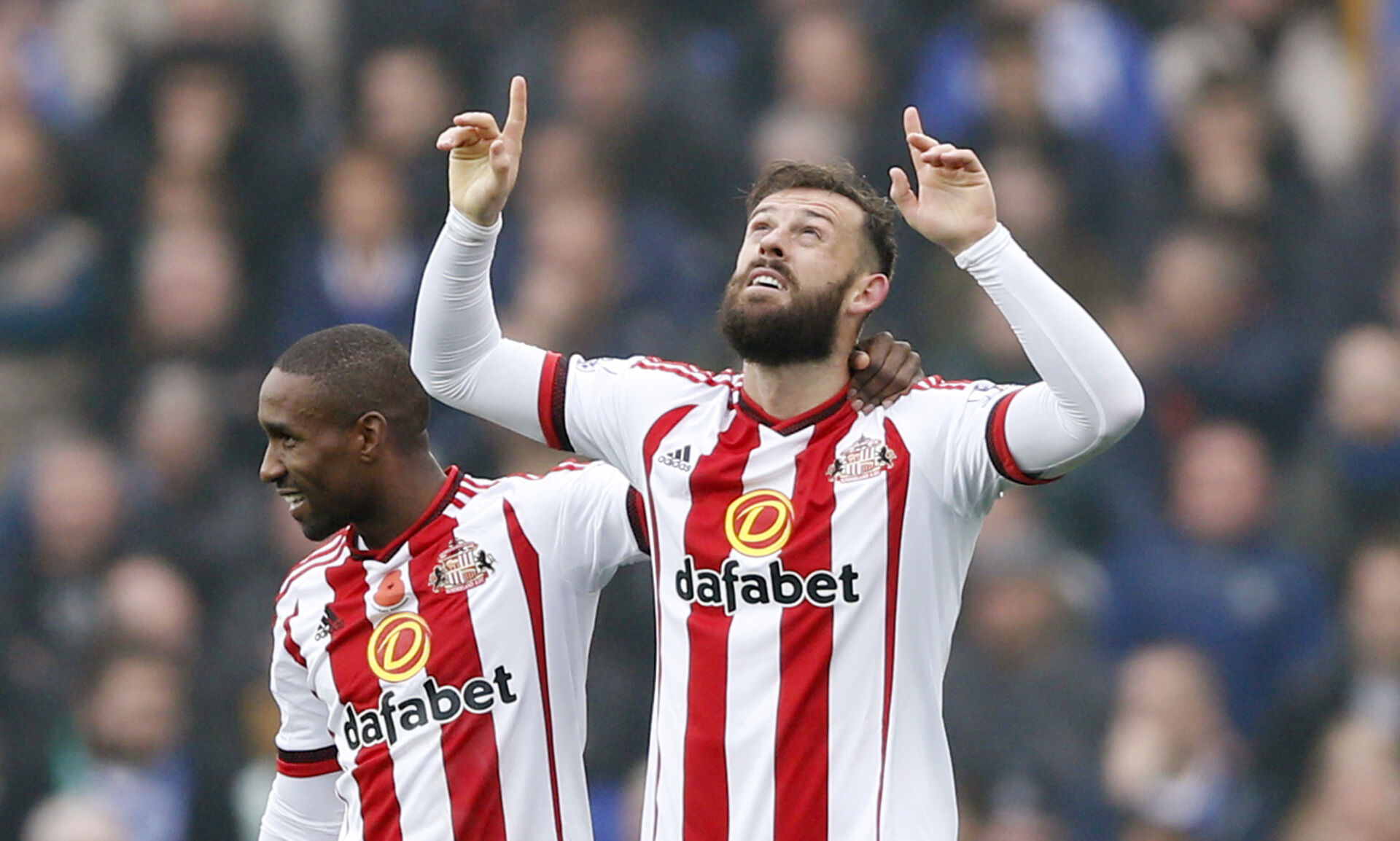 Steven Fletcher med to fingre i vejret i Sunderland.