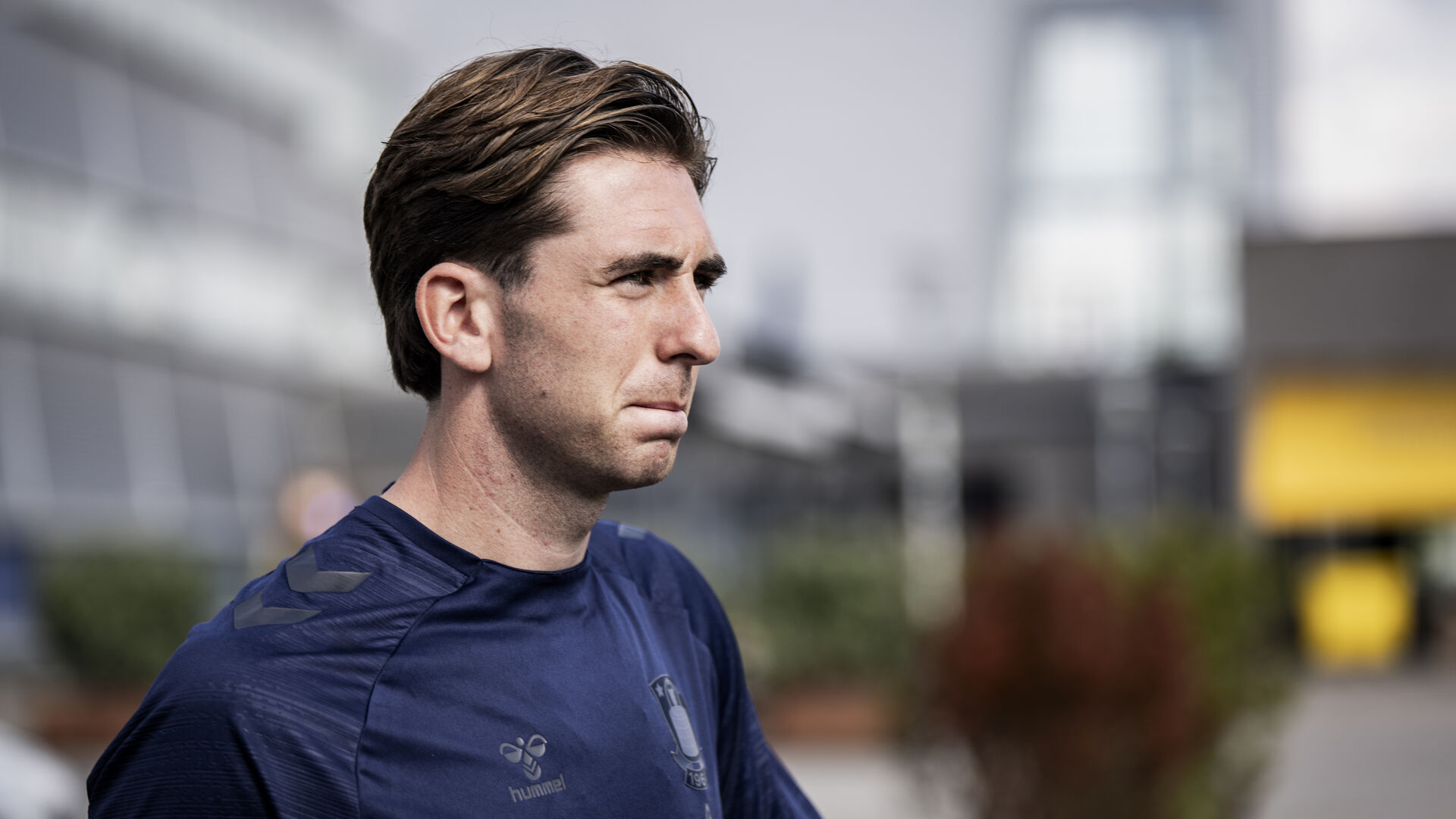 Luis Binks i træningstøj