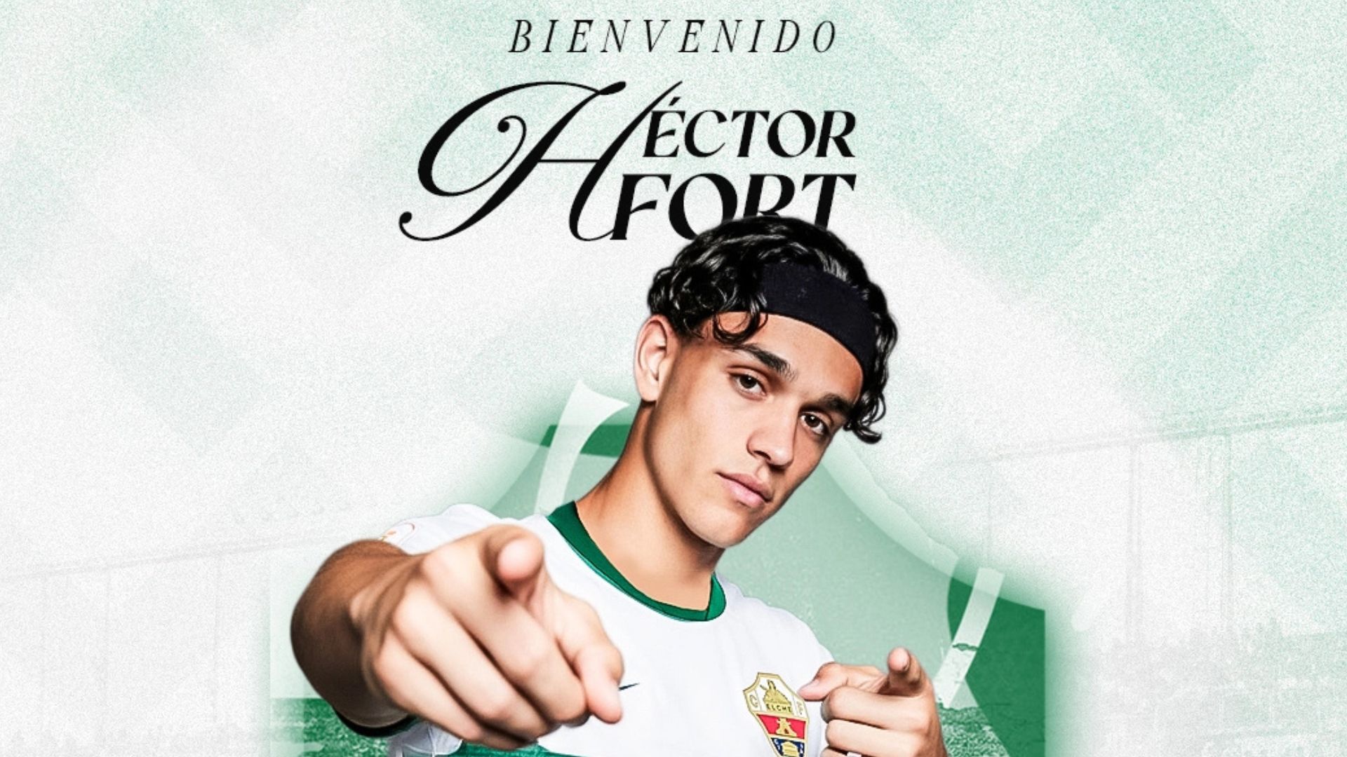 Hector Fort er blevet udlejet fra FC Barcelona til Elche CF.