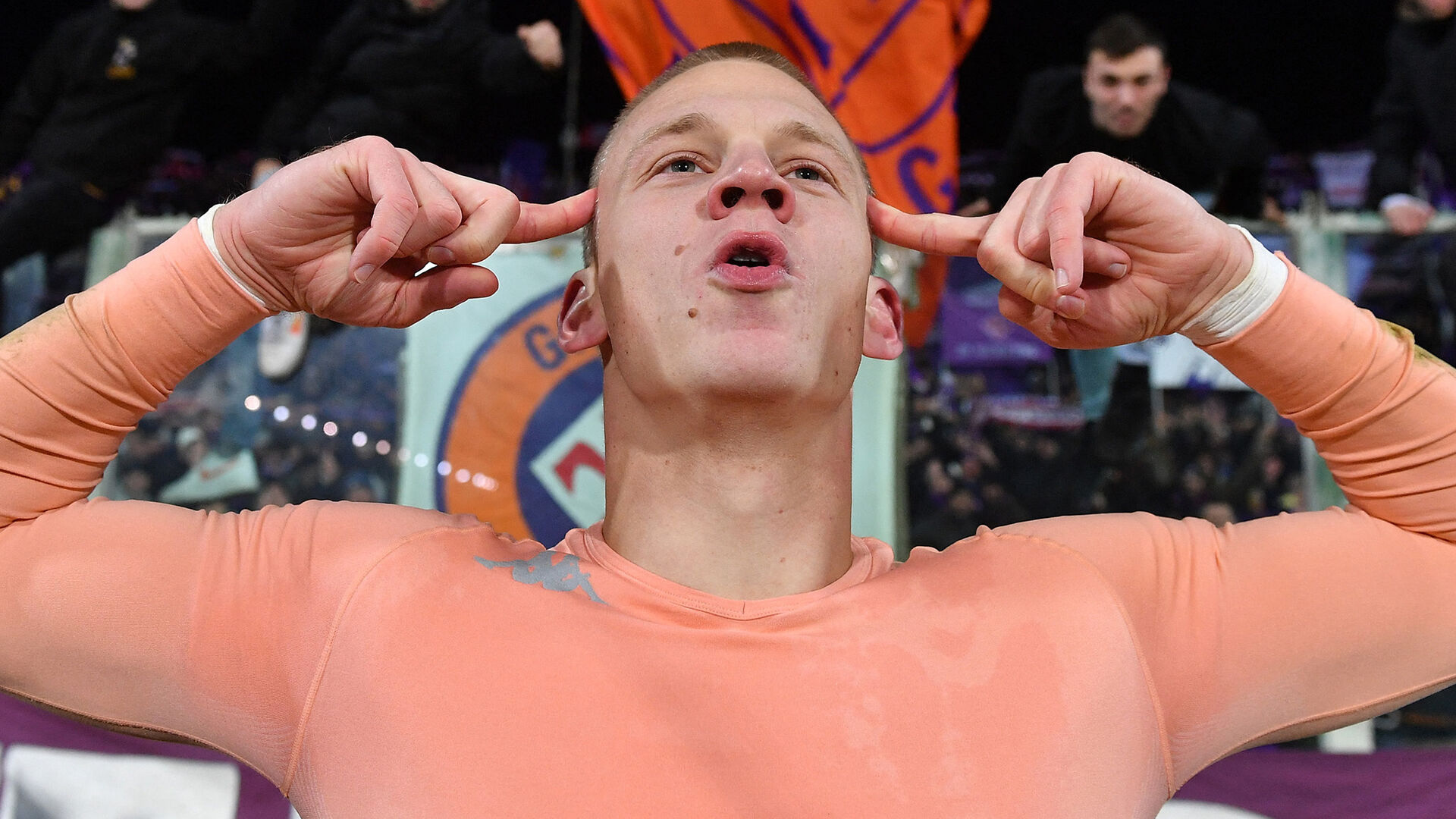 Oliver Christensen jubler efter sejr