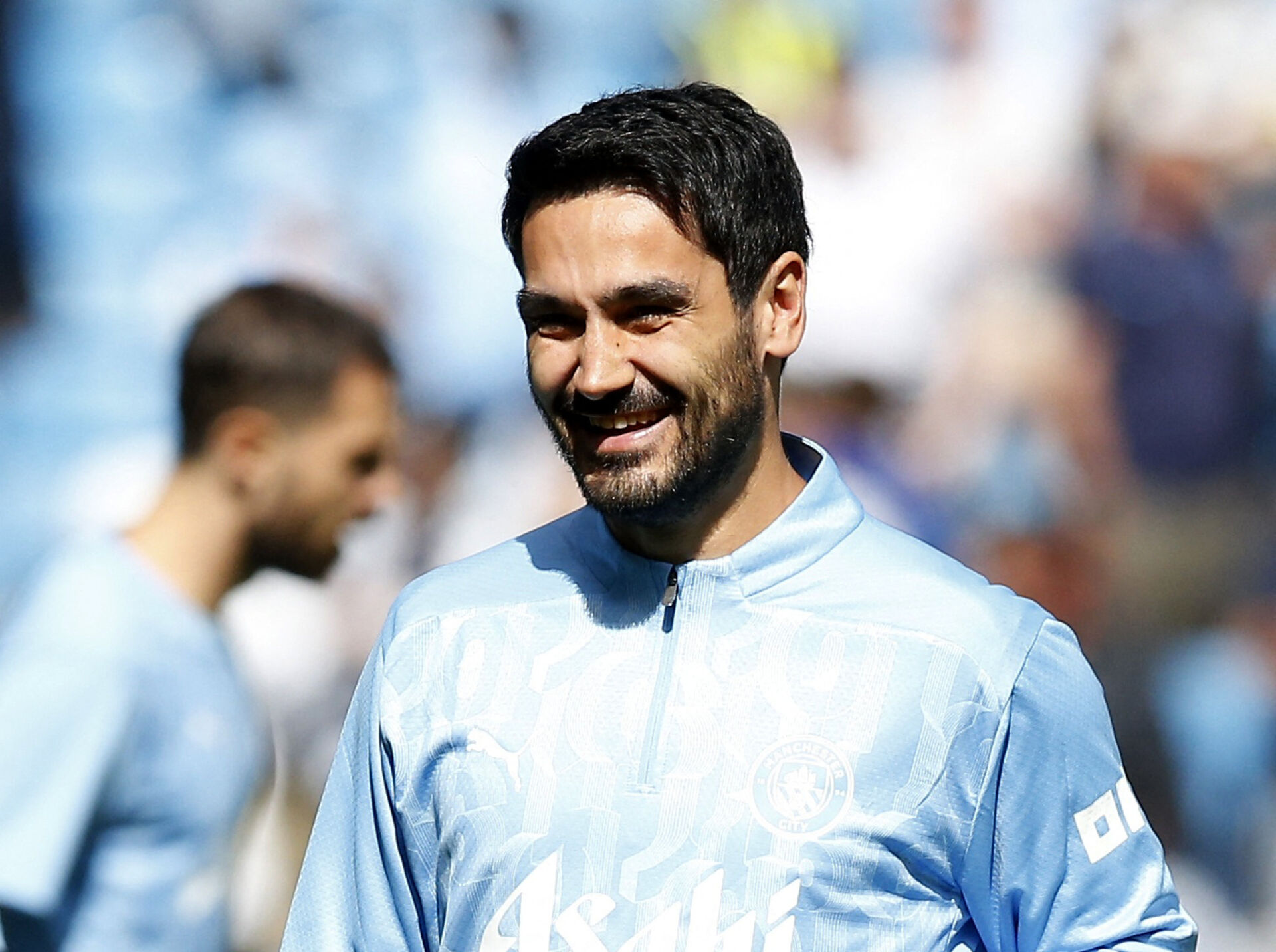 Ilkay Gündogan iklædt Manchester City træningsdragt.