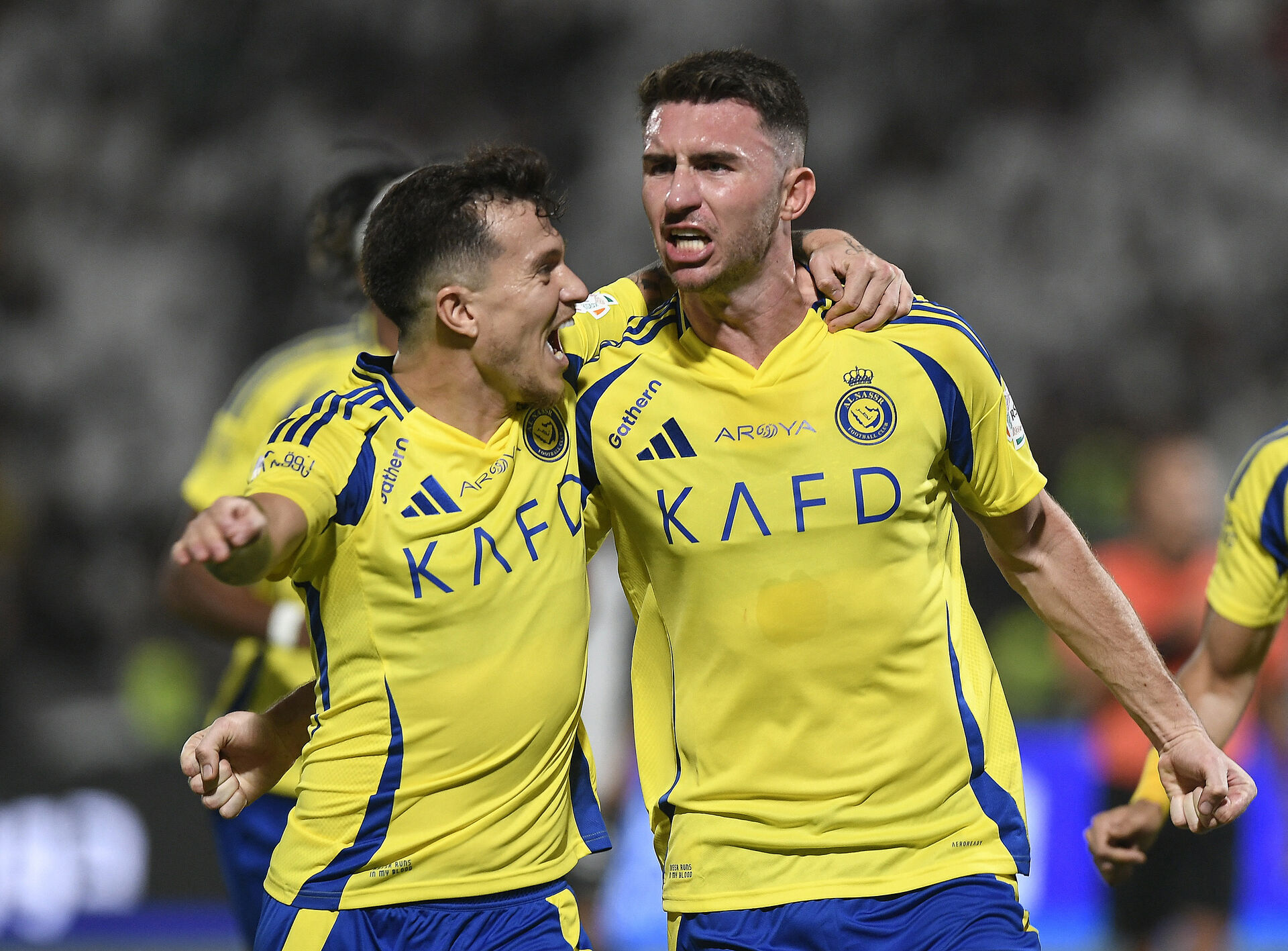 Aymeric Laporte fejrer en scoring for Al Nassr.