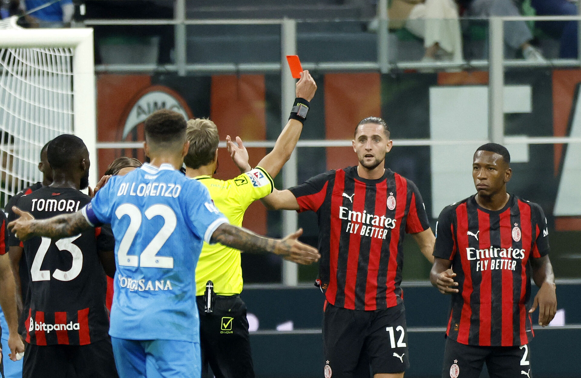 Pervis Estupiñán får rødt