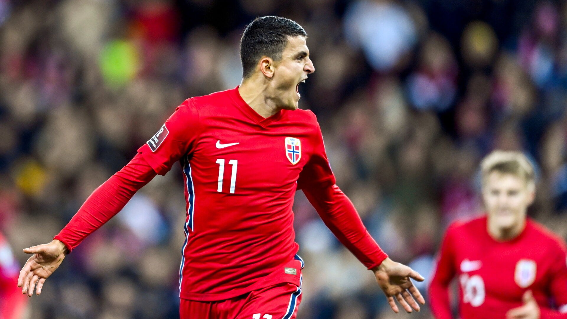 Mohamed Elyounoussi i aktion for Norge