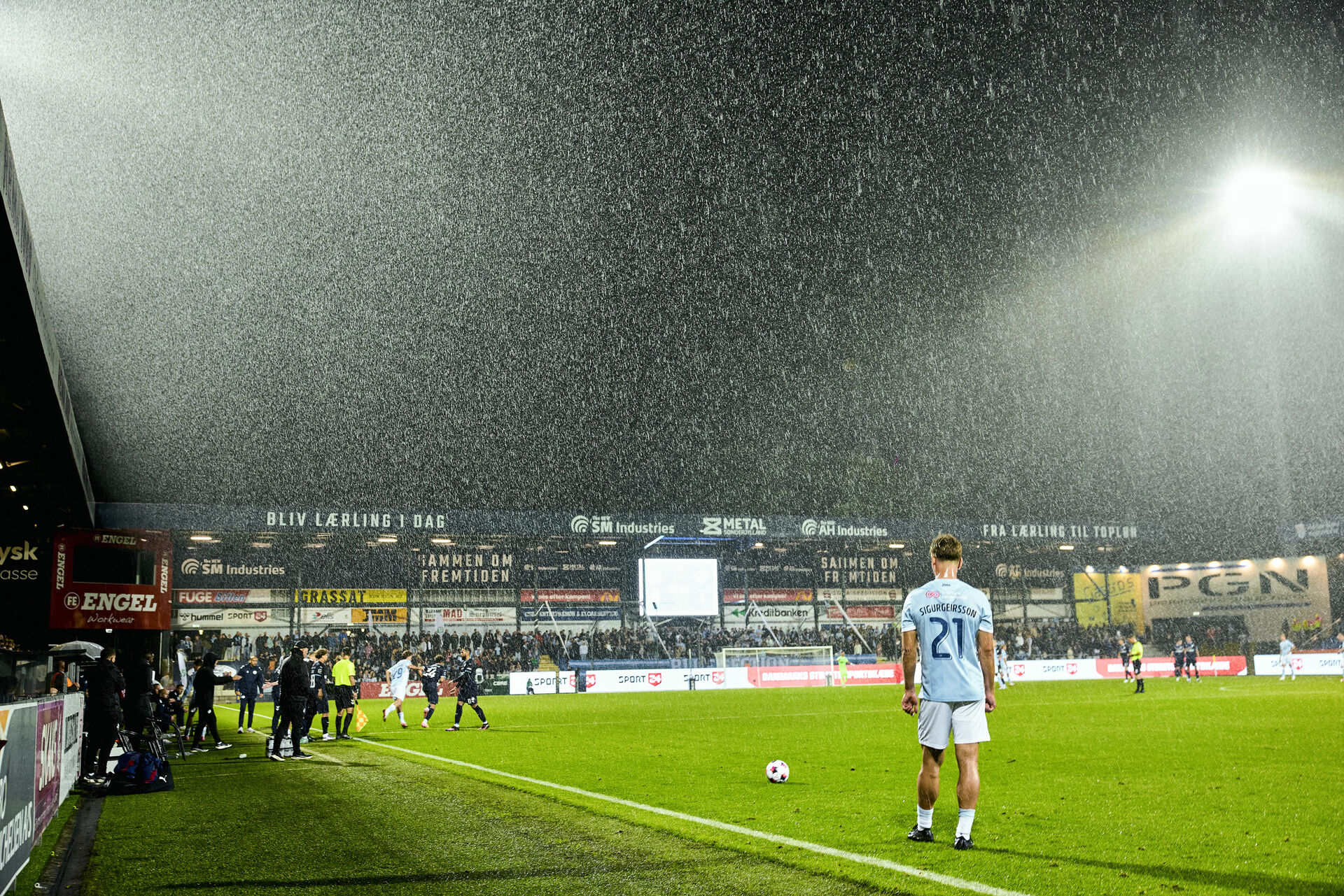 Sønderjyske i kamp mod Randers FC.