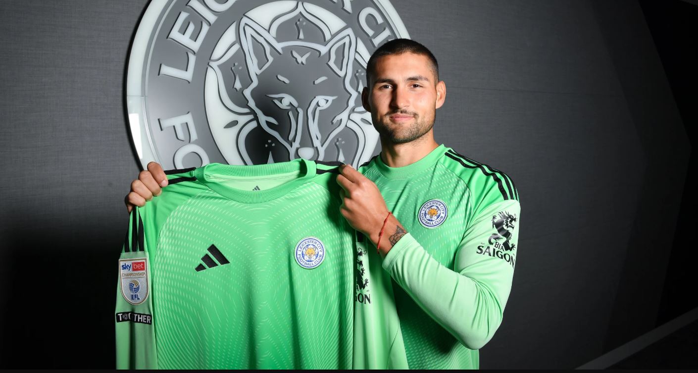 Francisco Vieites præsenteres i Leicester City