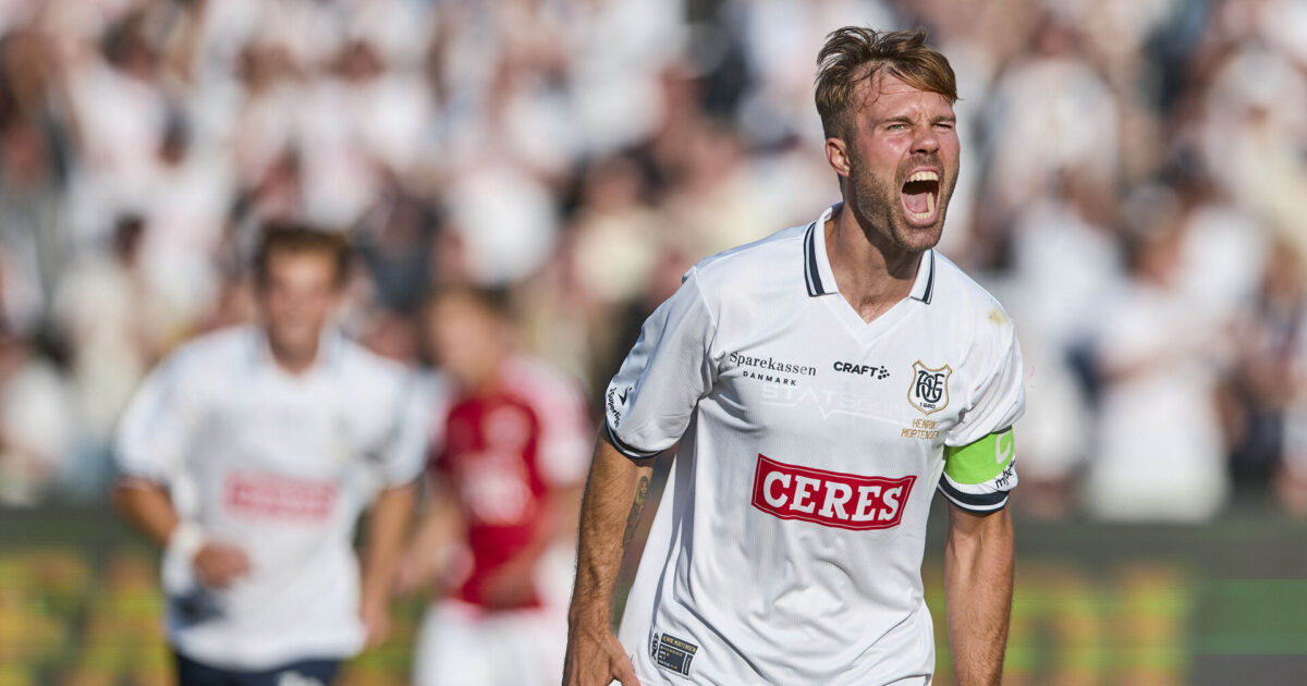 AGF holder benene på jorden trods klubrekord: Medierne snakker, og vi spiller fodbold Foto: Mikkel Berg Pedersen/Ritzau Scanpix