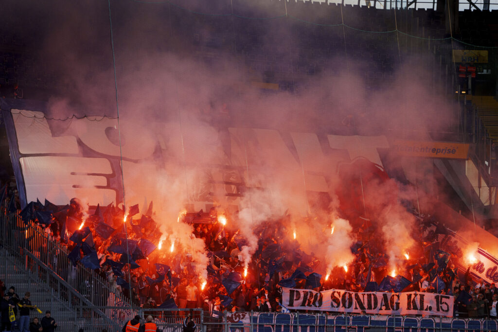 AGF's fans på Brøndby Stadion