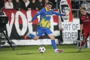 Benjamin Tahriovic i aktion for Brøndby IF.