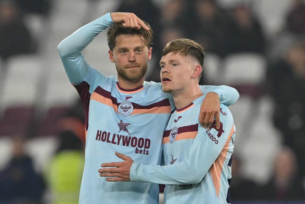 Mathias Jensen jubler over sin scoring mod West Ham.