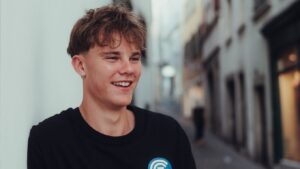 Jonathan Asp Jensen præsenteres som ny spiller i schweiziske Grashoppers.