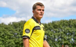 Simon Bækgård i Aarhus Fremad.