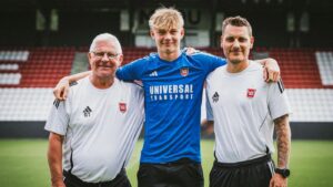 William Damgaard efter at have underskrevet kontrakt med Vejle Boldklub.