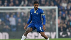 Reece James har bolden