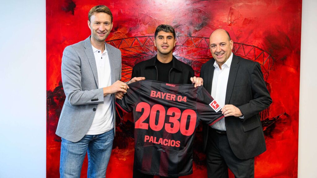 Exequiel Palacios forlænger med Leverkusen