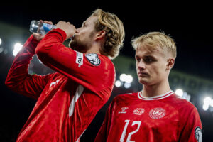 Victor Froholdt og Morten Hjulmand for det danske herrelandshold. VM kvalifikation: Danmark - Grækenland