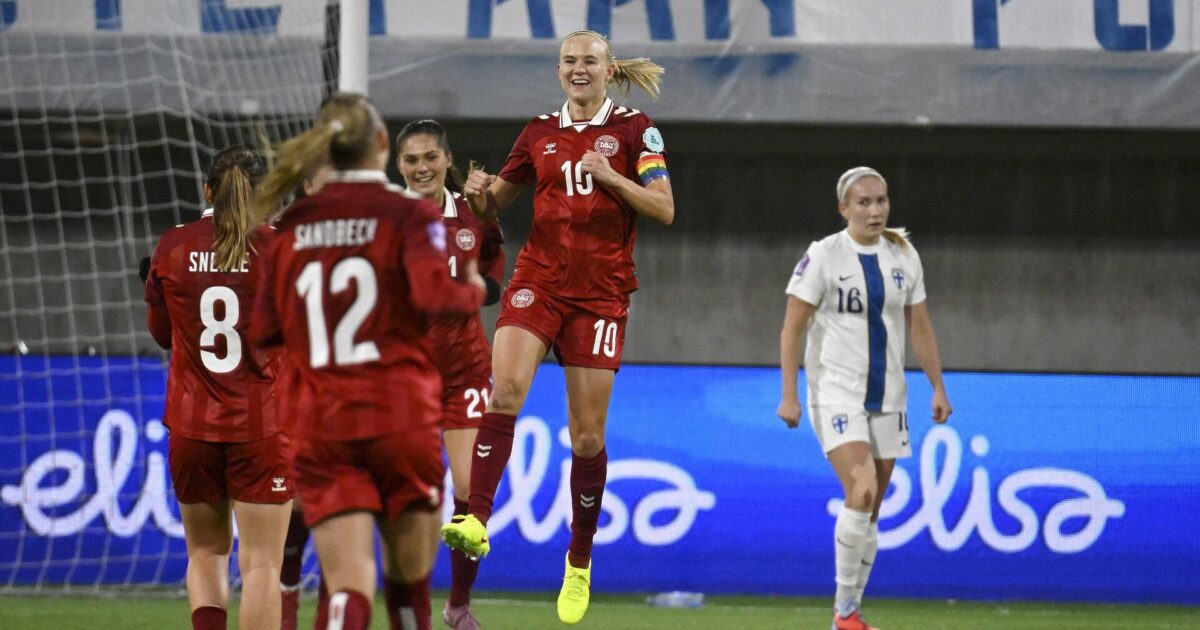 Danmark banker Finland med 6-1 i landstræners fravær Foto: Antti Aimo-Koivisto/AFP/Ritzau Scanpix