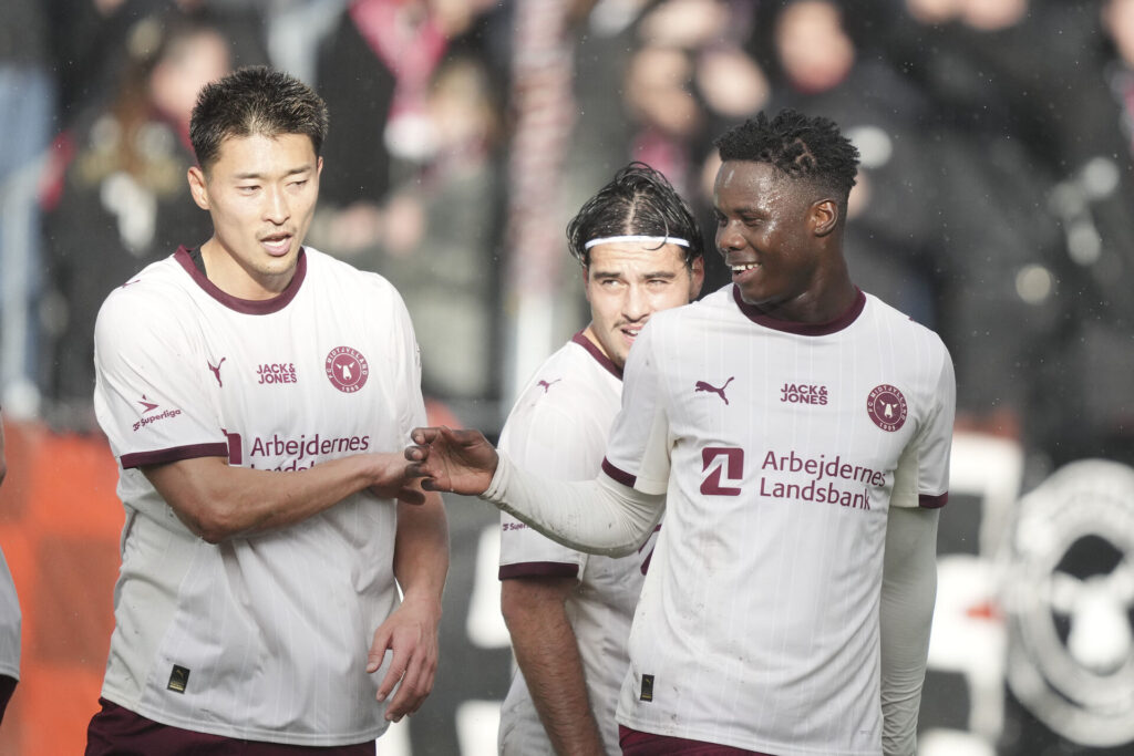 FC Midtjyllands spillere jubler.