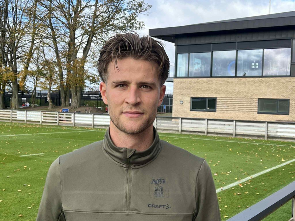 Rasmus Carstensen ved AGF's træning på Fredensvang.