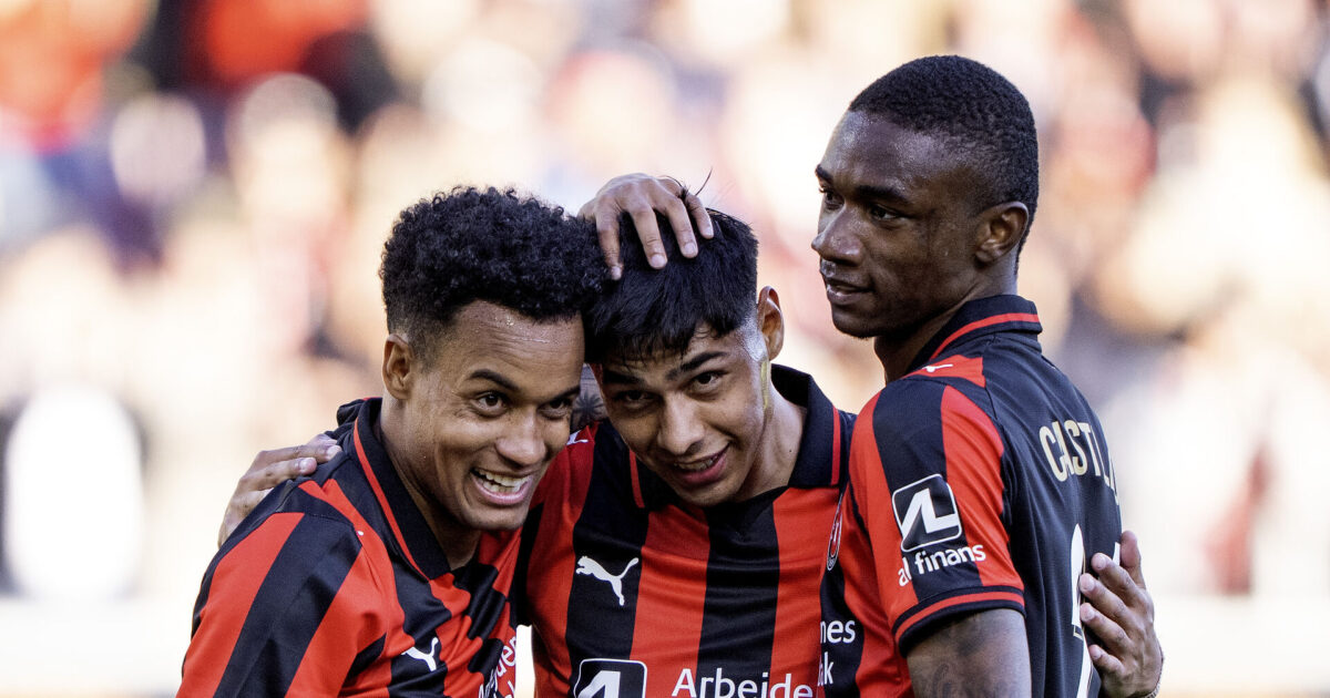 Silkeborg kollapser til sidst: FCM buldrer videre til kvartfinalerne Foto: Bo Amstrup/Ritzau Scanpix