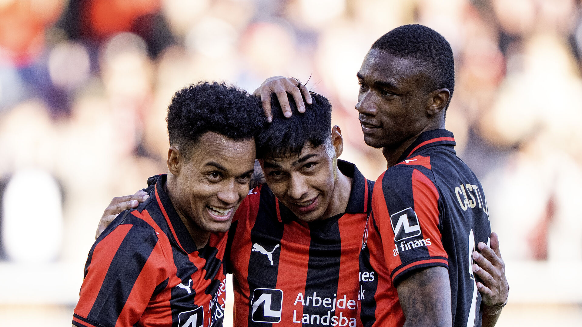 Silkeborg kollapser til sidst: FCM buldrer videre til kvartfinalerne foto