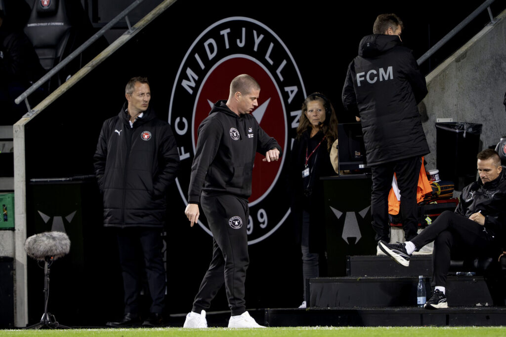 Mike Tullberg under FCM's kamp mod Randers FC.
