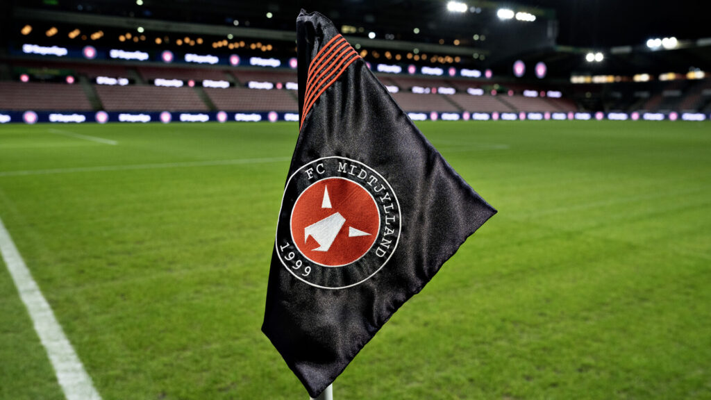 FC Midtjyllands hjørneflag