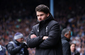 Danny Röhl på sidelinjen for Sheffield Wednesday