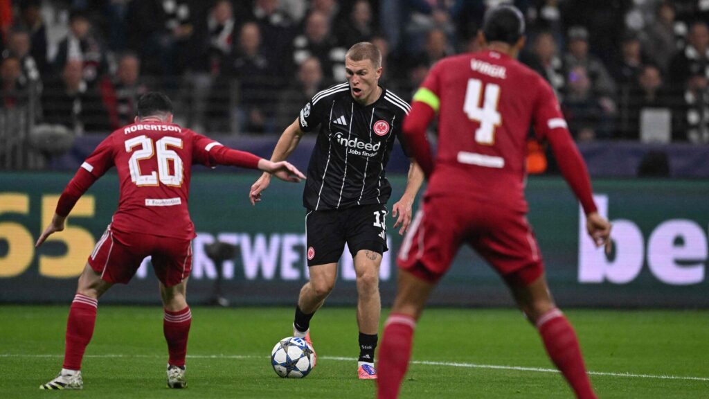 Rasmus Nissen Kristensen dribler