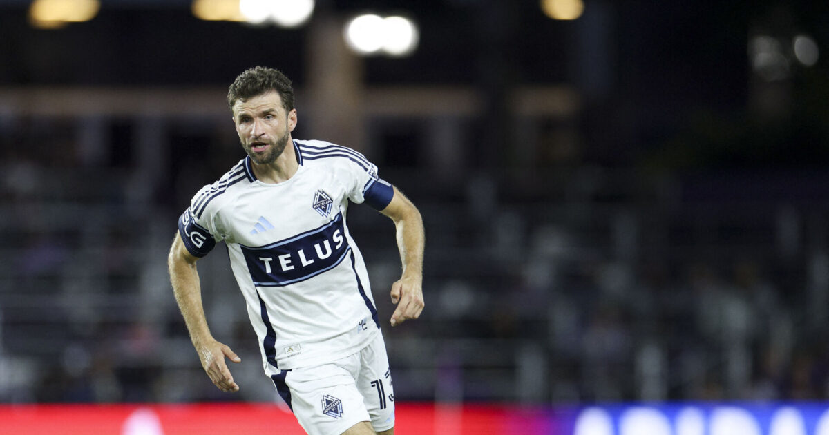 Hvem ellers? Jesper Sørensens nye nøglespiller henter sejren dybt inde i tillægstiden Foto: Ritzau Scanpix/REUTERS