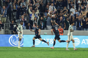 Anders Dreyer jubler efter sin scoring mod Portland Timbers.