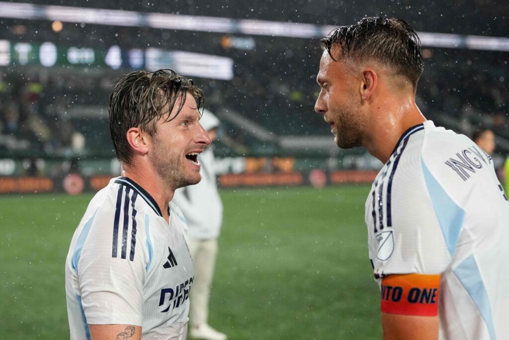 Anders Dreyer og Marcus Ingvartsen fejrer sejr.