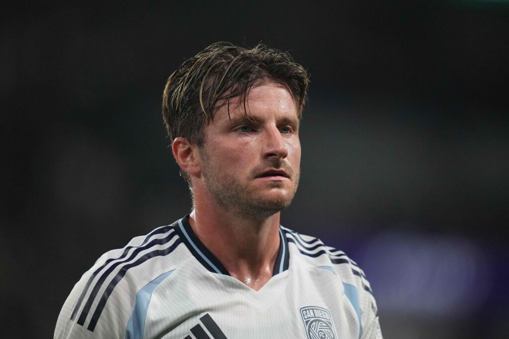 Anders Dreyer iført en San Diego-trøje.