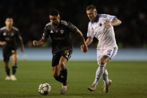 Lukas Lerager i aktion mod Qarabag.