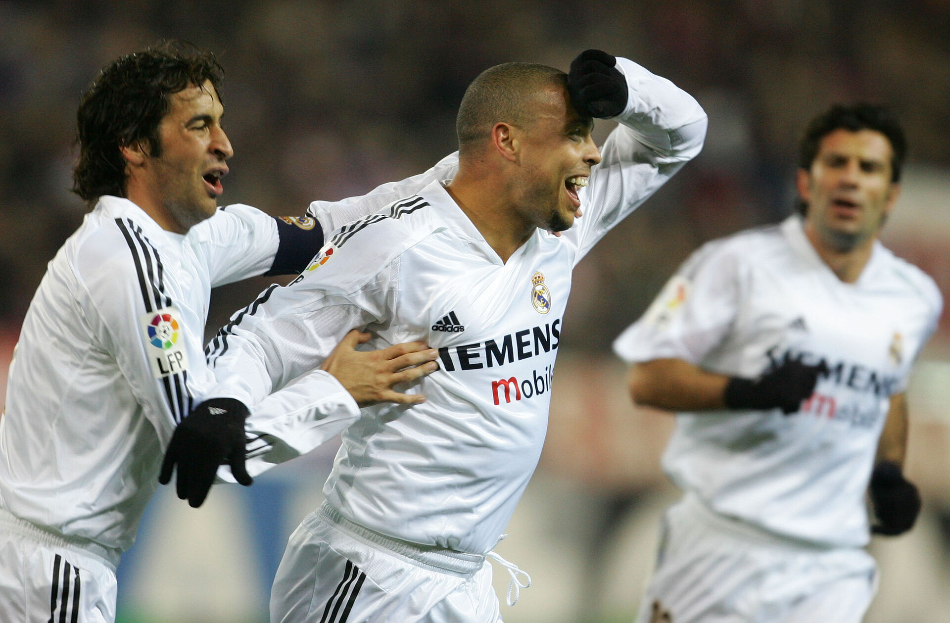 Ronaldo jubler i Real Madrid.