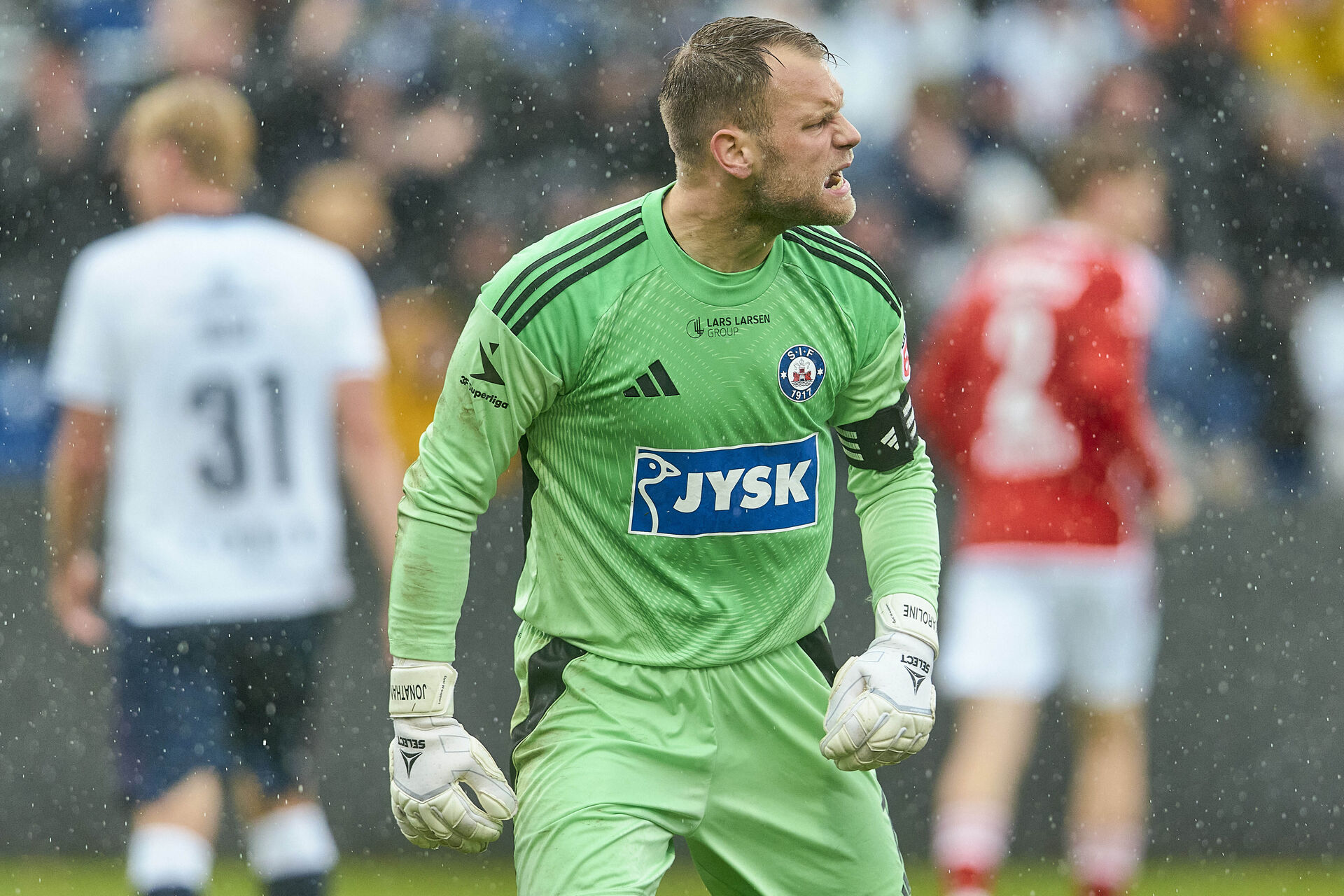 Silkeborg-veteran roser ulvene: Vi er ikke de første, der løber ind i maskinen foto