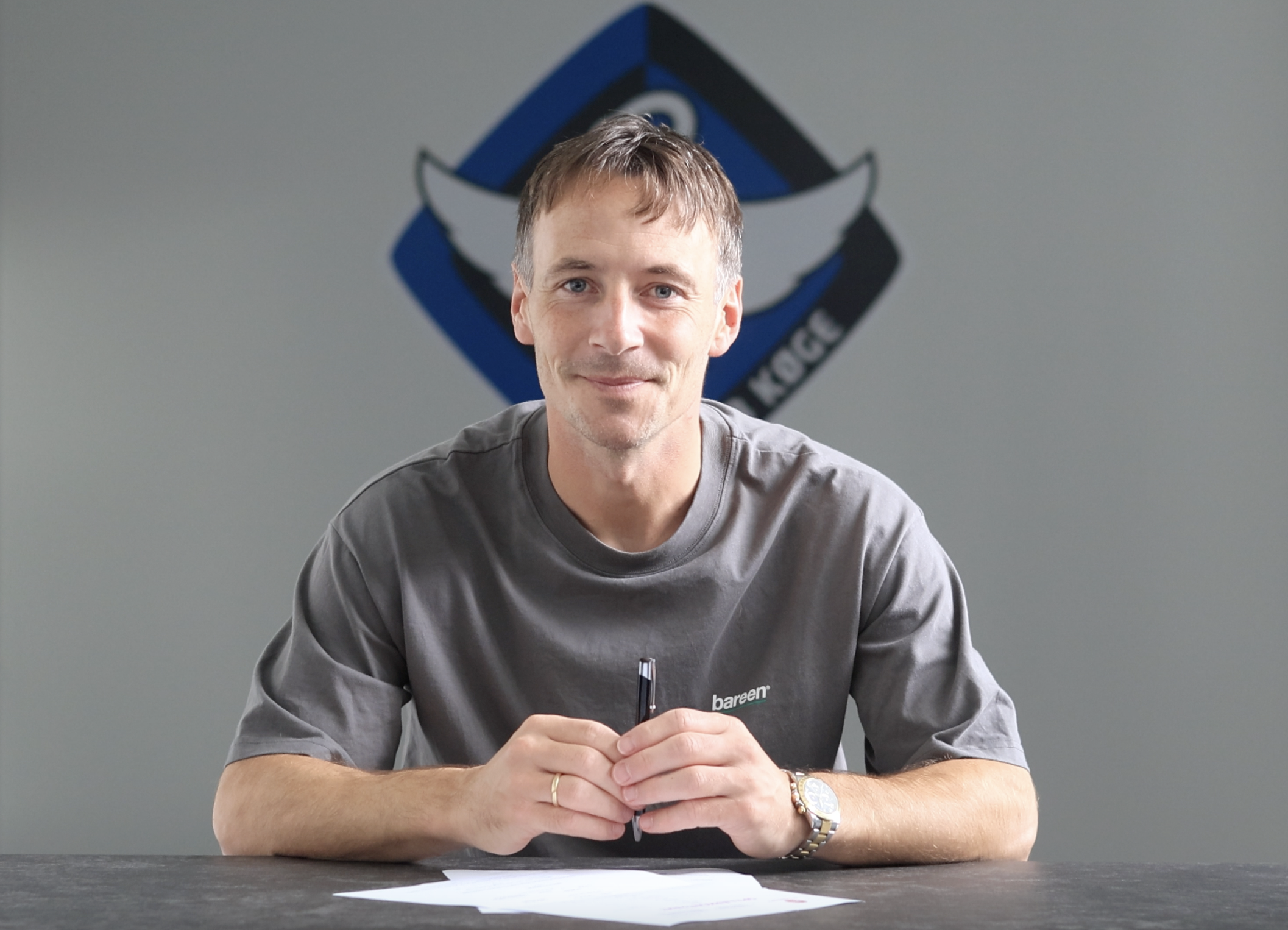 Mike Jensen forlænger med HB Køge