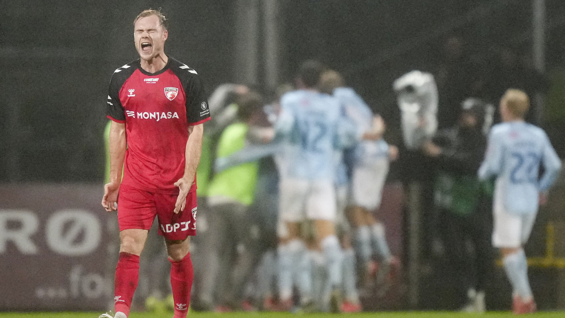 Gustav Marcussen råber