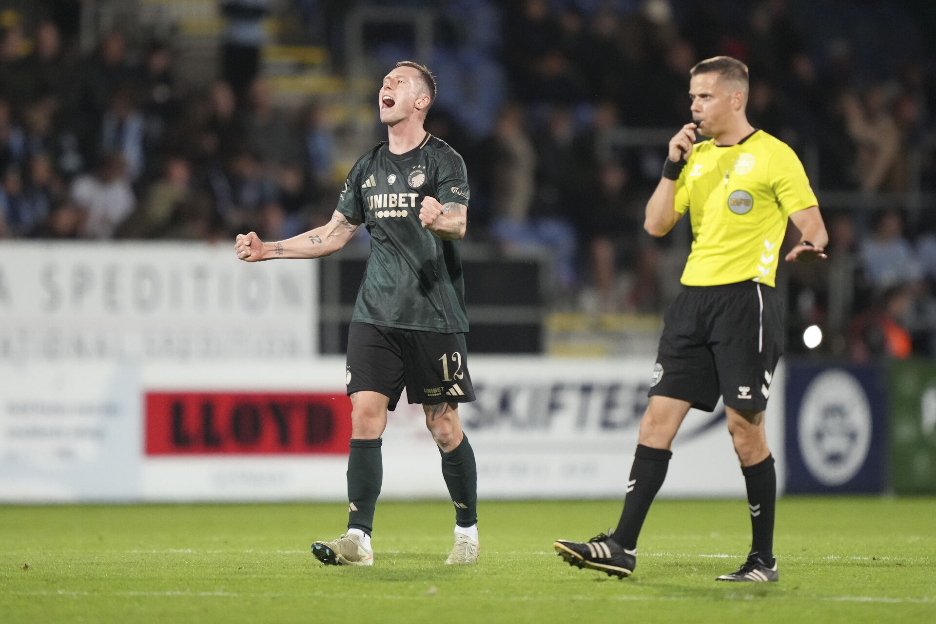 Lukas Lerager jubler mod Sønderjyske.