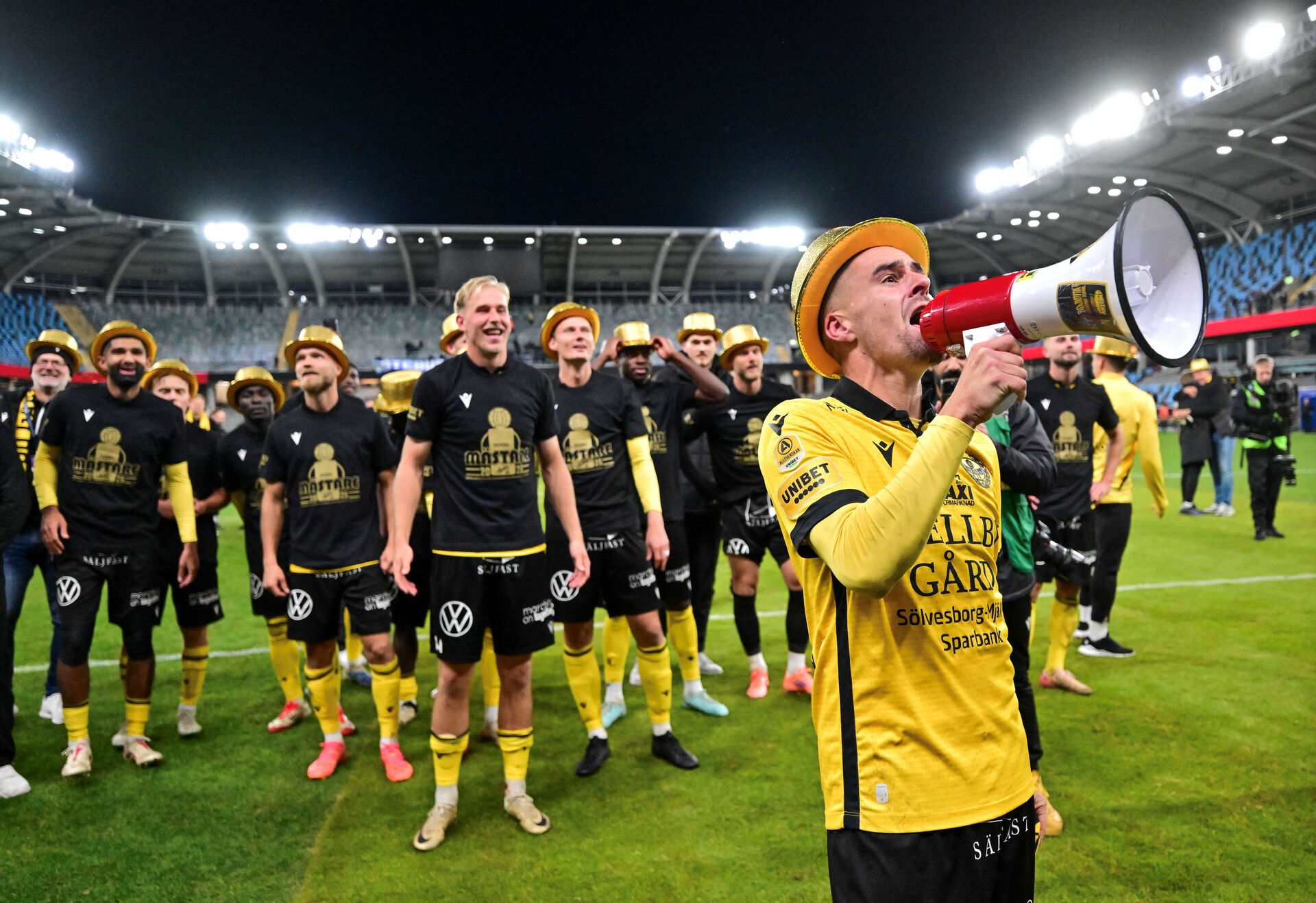 Sensationsklubben Mjällby skriver svensk fodboldhistorie foto